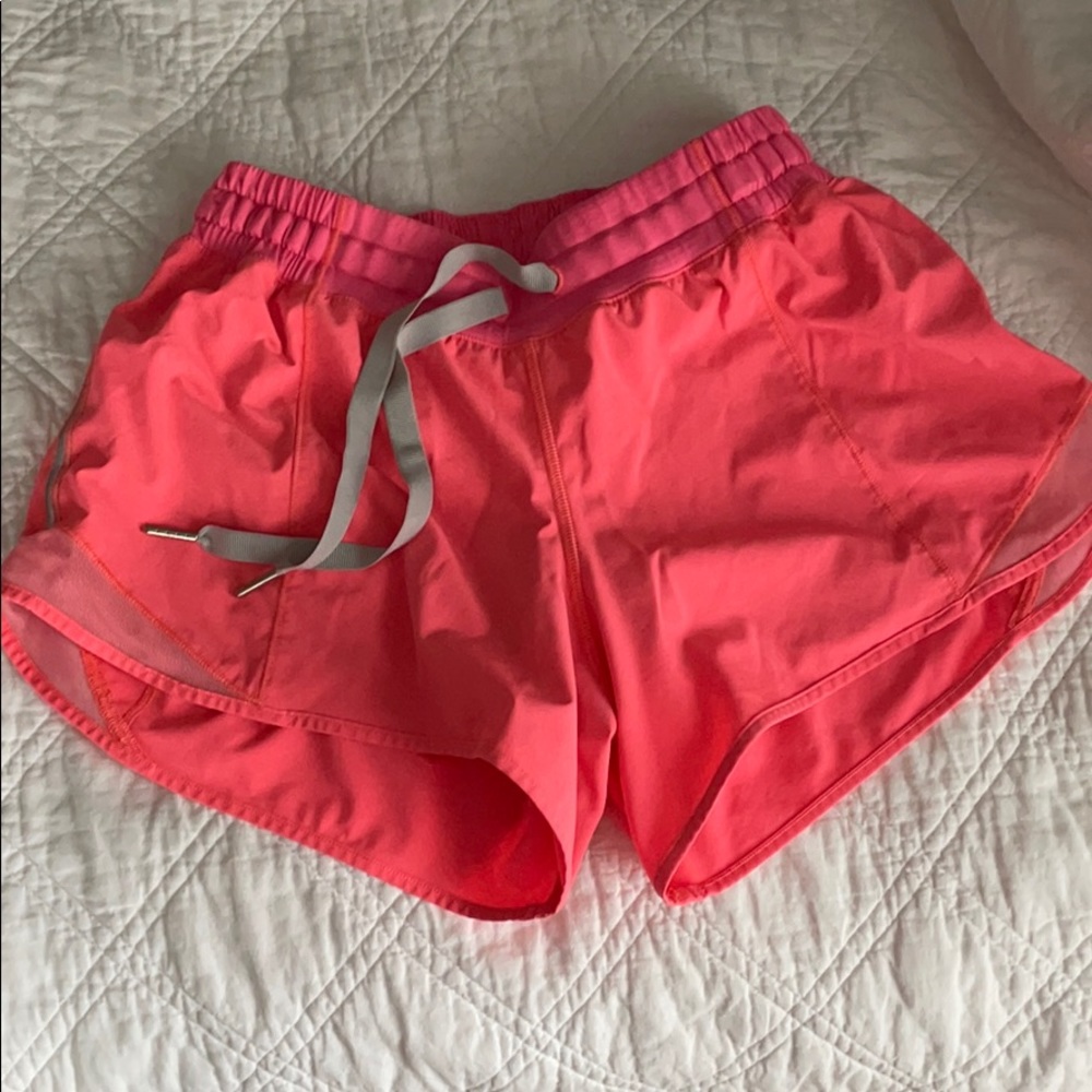 Lululemon hotty hot shorts in pink